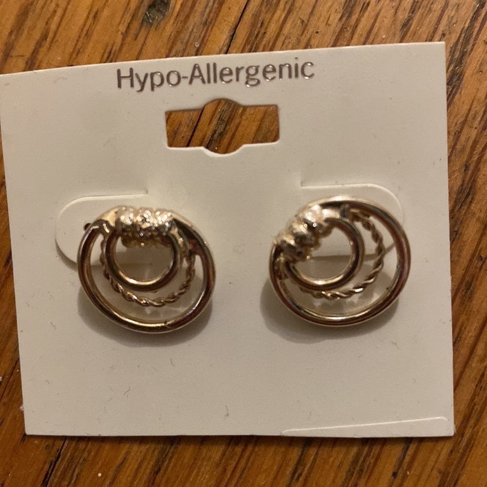 SILVER circle earrings - Picture 2 of 3
